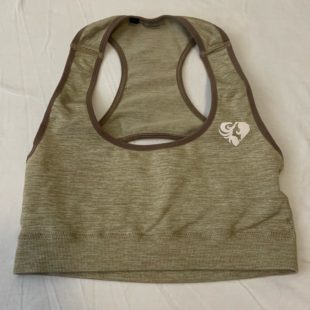 Womens Best Move Seamless Sports Bra